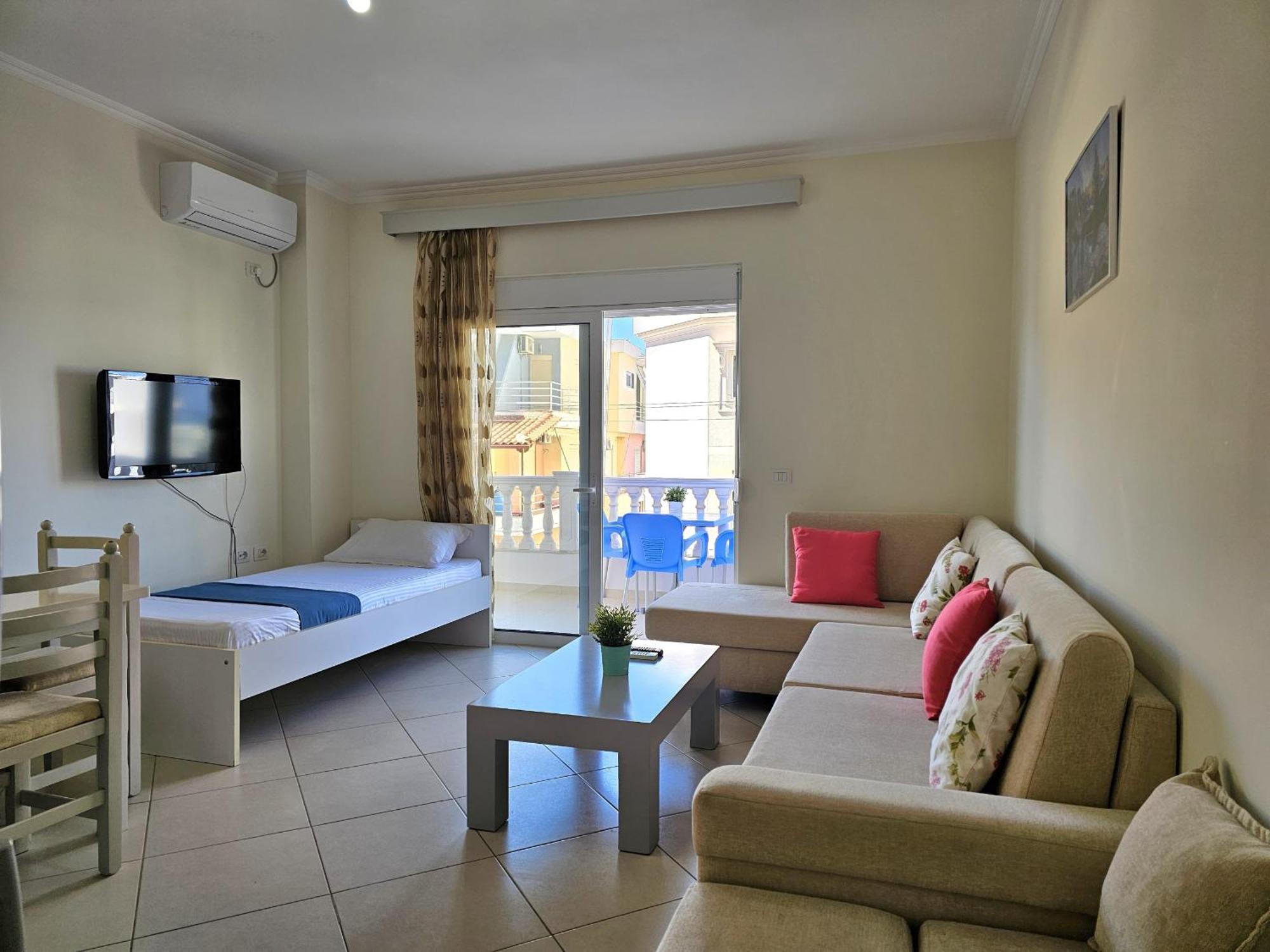 Happy Stay Eri Sarandë Exterior foto