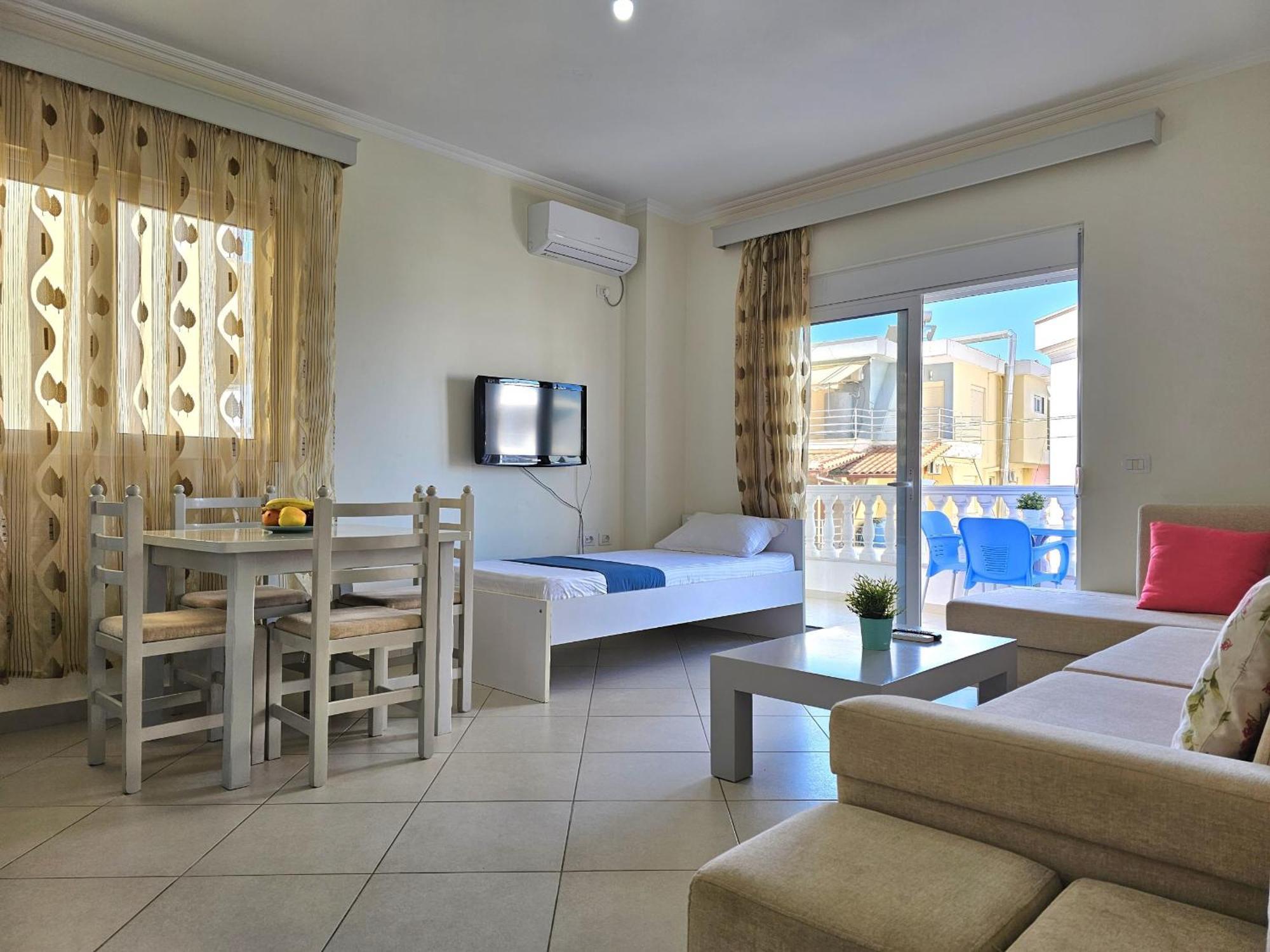 Happy Stay Eri Sarandë Exterior foto