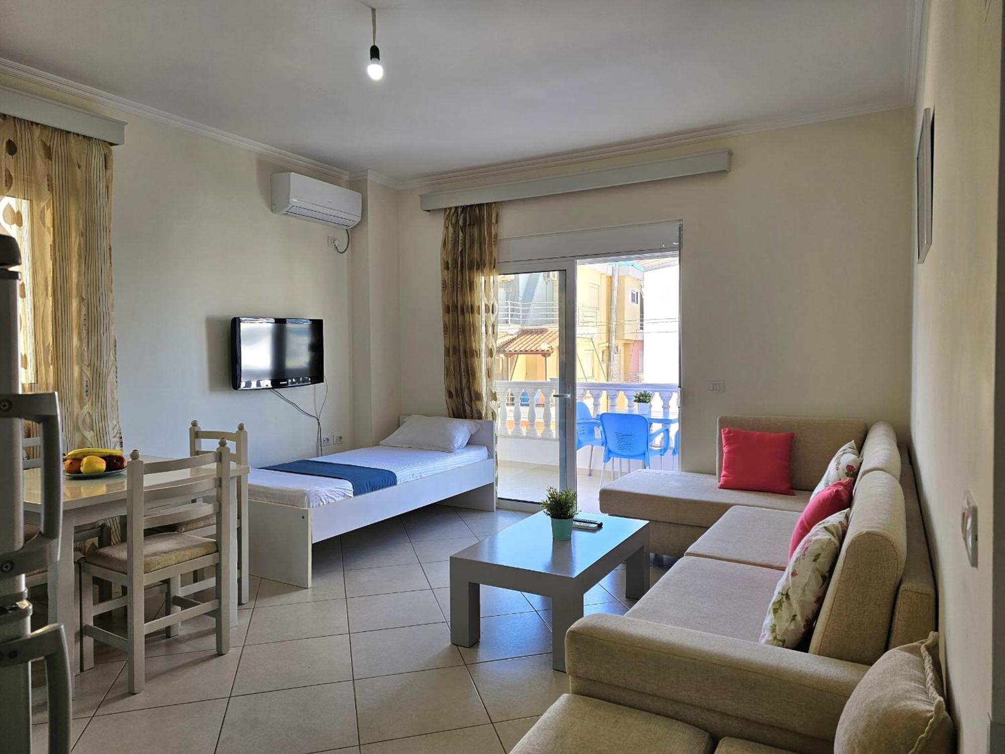 Happy Stay Eri Sarandë Exterior foto