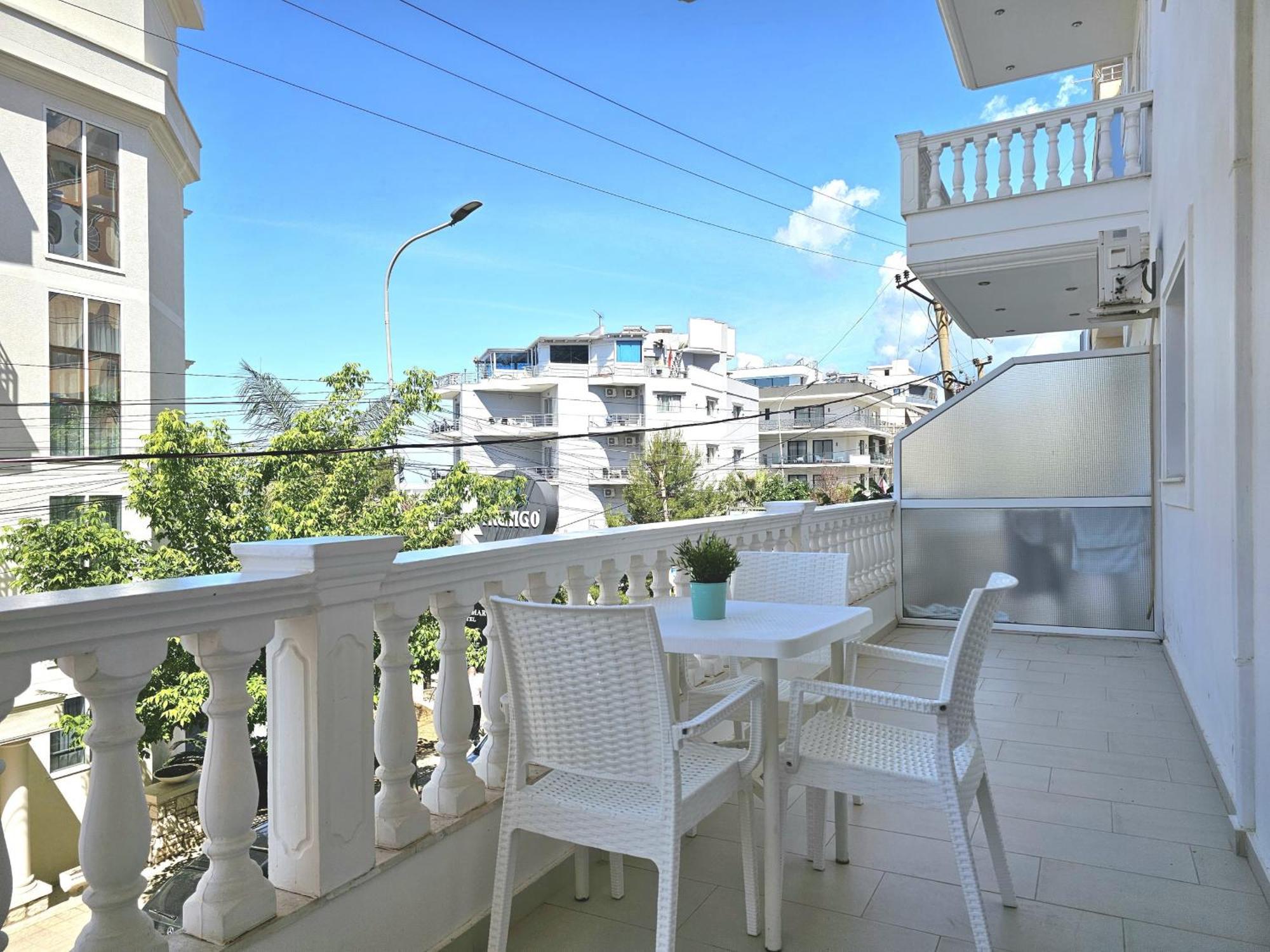 Happy Stay Eri Sarandë Exterior foto